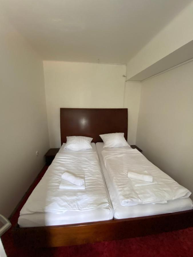 Hotel Houstka Brandys nad Labem-Stara Boleslav Exterior photo